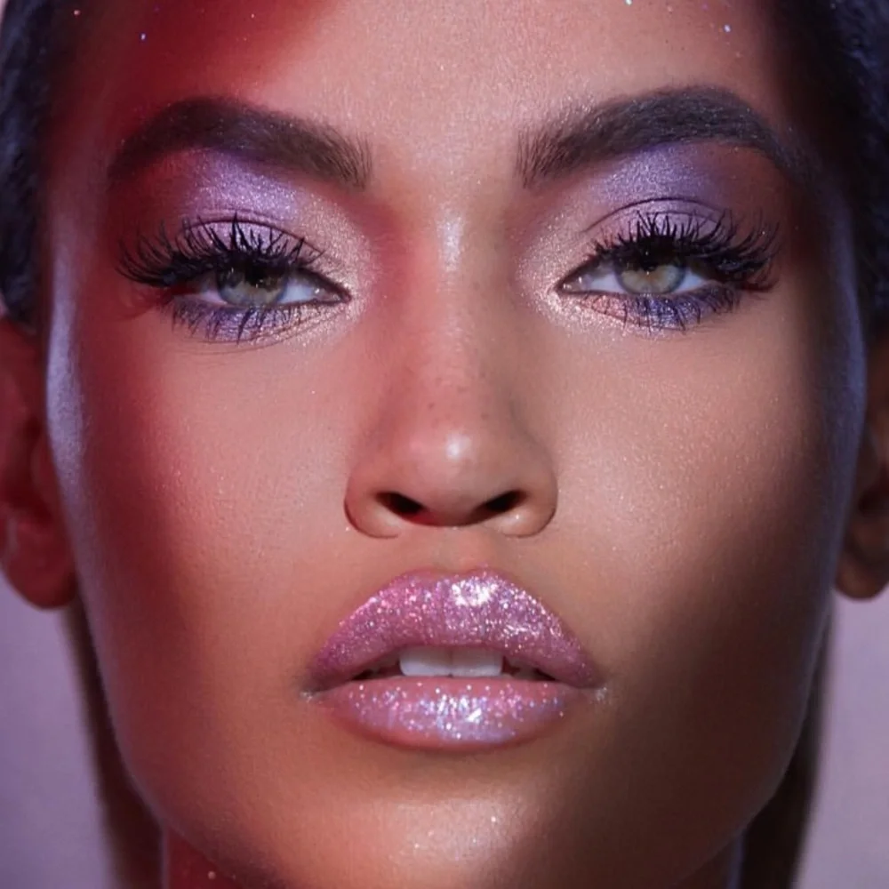 KKW Beauty Ultra Light Beams Highlighter Lavender